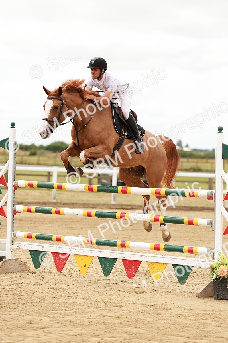 SBM_018228 - Class 21 - Senior Newcomers Championship 2d Rd