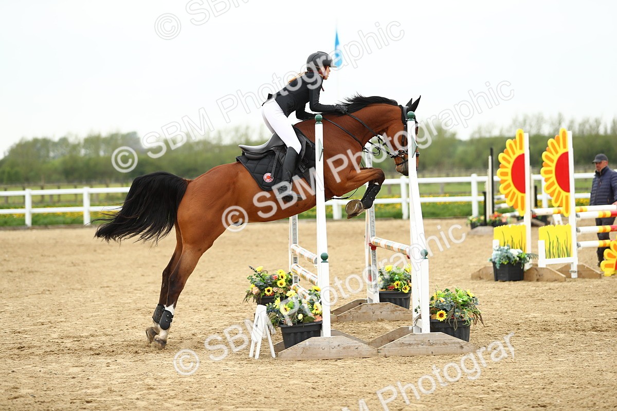 SBM_000386 - Class 2 - Senior British Novice 90cm