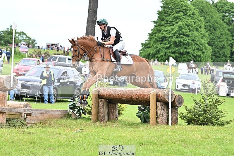 240525-154146-17247 - 223-MORNINGSTAR_VAN_ALTRIDO-Max_Warburton