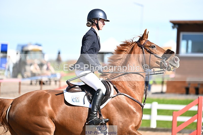 240914A-142140-07604 - Cls 24-S 1.05m Amateur Qualifier