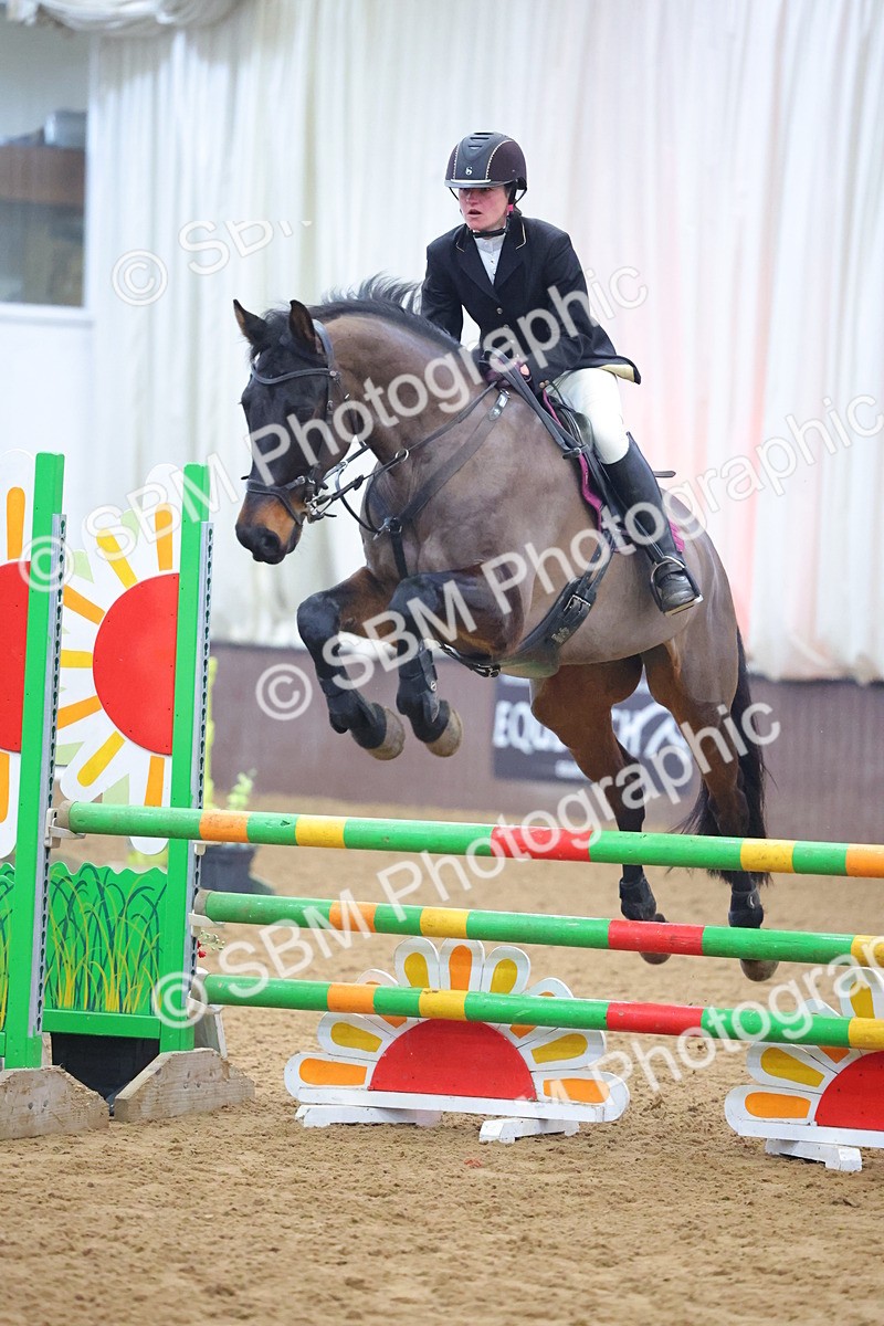 SBM_008352 - Class 21 - Nupafeed Supplements Senior Discovery/ 1m Open - First Round (1.00m)