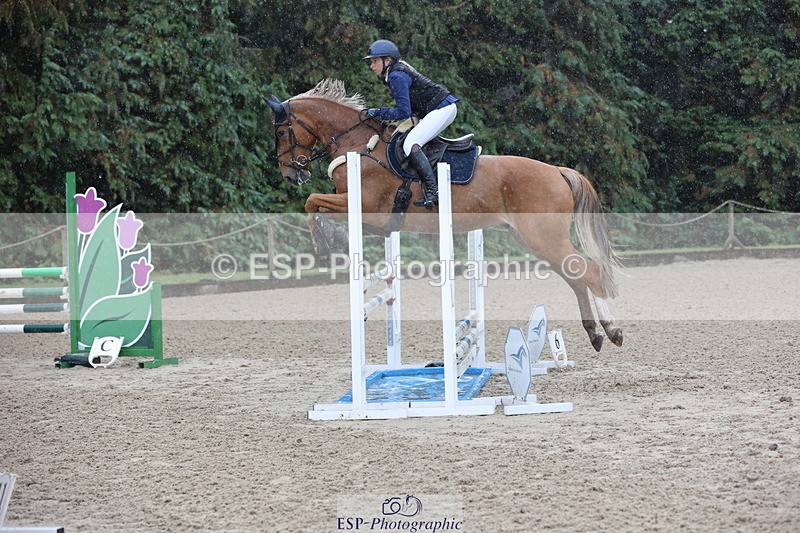 250831A-121834-10160 - Cls 42 Snr 1m Grand Prix