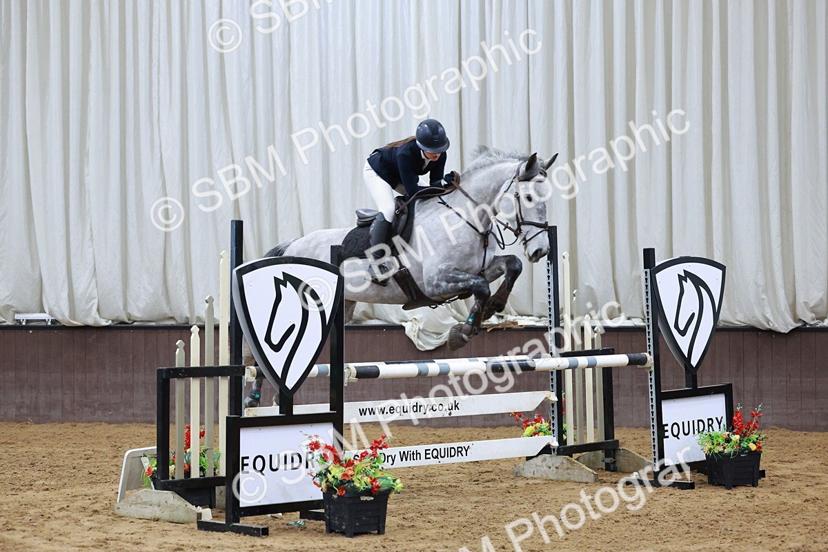 SBM_007665 - Class 24 - Nupafeed Supplements Senior Discovery/ 1m Open