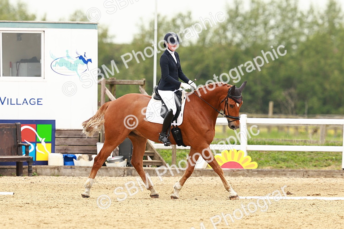 SBM_001250 - Class 6 - Novice 4