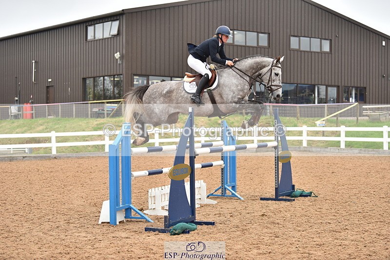 231011A-144106-00744 - Cls 5 Foxhunter & 1.20m Open