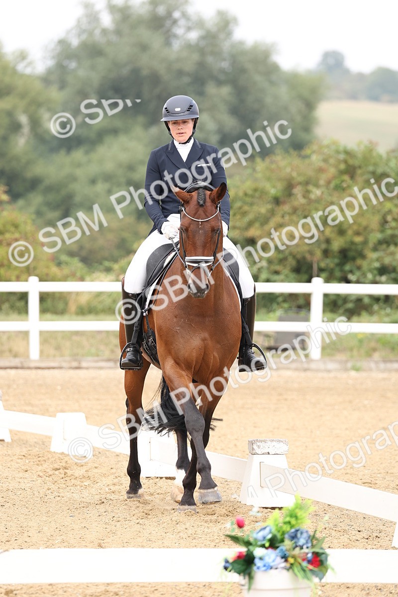 SBM_007485 - Class 9 - FEI INT I - 14.57-15.45