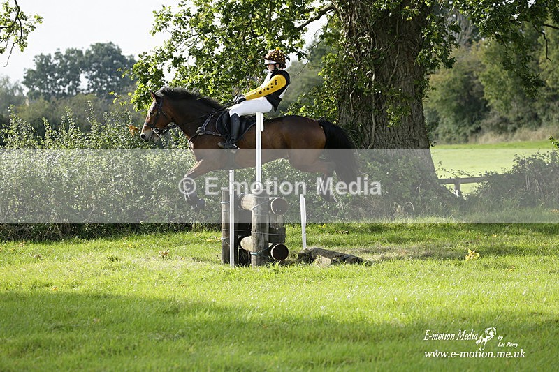  WWHT 171021 3022 - Intermediate (0.90m)  17/10/21