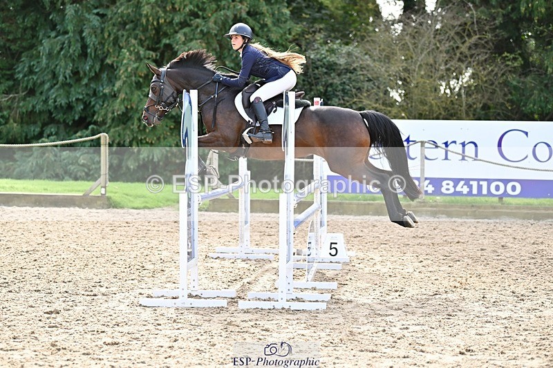 230930-120443-00465 - Cls 4 Pony Newcomers & 1m Open