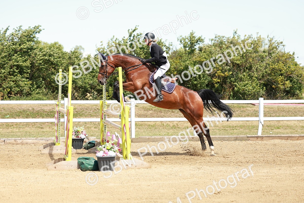 SBM_007396 - Class 3 - Senior Newcomers - 1.10m Open