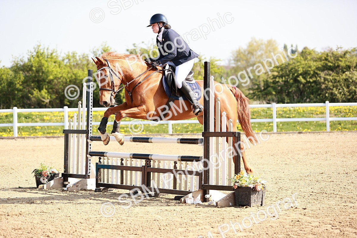  - Class 21 - Senior British Novice - 90cm