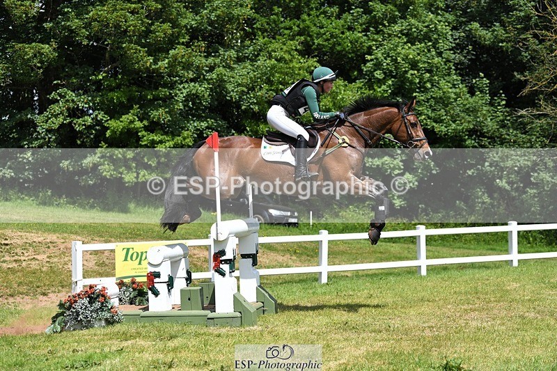 230528-140048-17809 - 469-WELLFIELDS_LINCOLN-Susie_Berry-XC