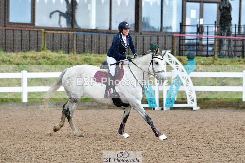 240526A-130136-08156 - Cls 33 95cm National Am Qualifier