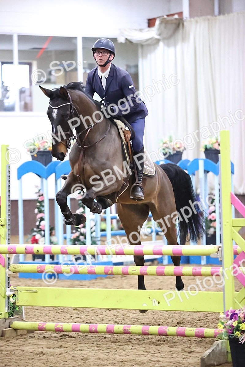 SBM_002765 - Class 9 - Senior Discovery - 1.00m