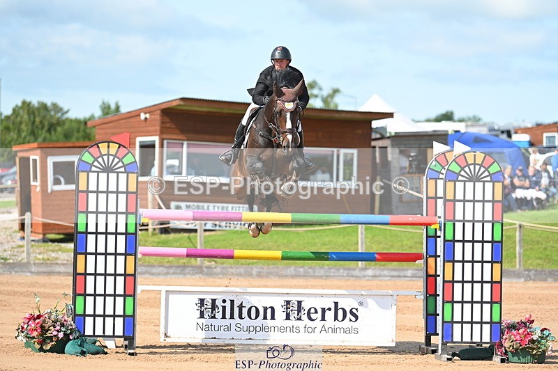 230721A-162647-07688 - Cls 10, 2 Star Big 1.45m Break to End