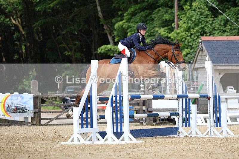 3E7A1100 - Class 13: Senior Newcomers/1.10m open