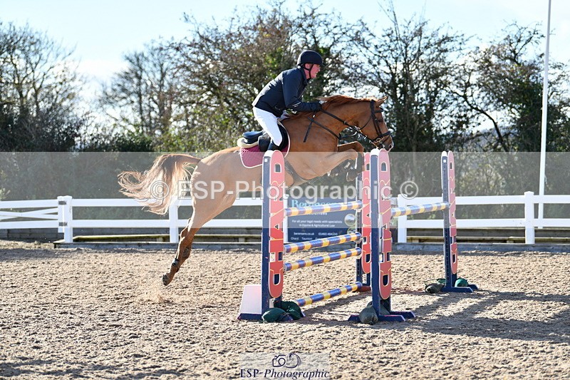 231110A-145335-00919 - Cls 6 Foxhunter & 1.20m Open
