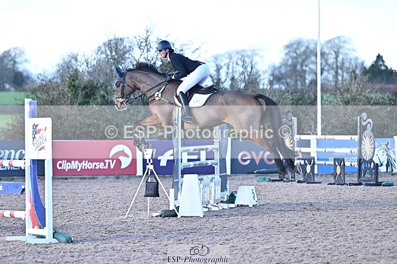 251203-125848-00601 - Cls 4 Newcomers and 1.10m Open