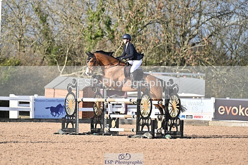 251126-124016-00497 - Cls 4 Newcomers and 1.10m