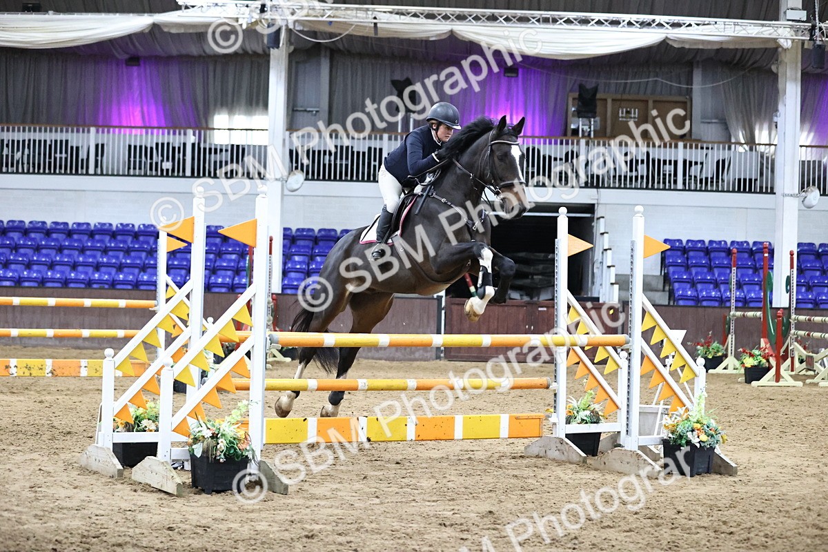 SBM_001952 - Class 4 - Senior Newcomers - 1.10m Open