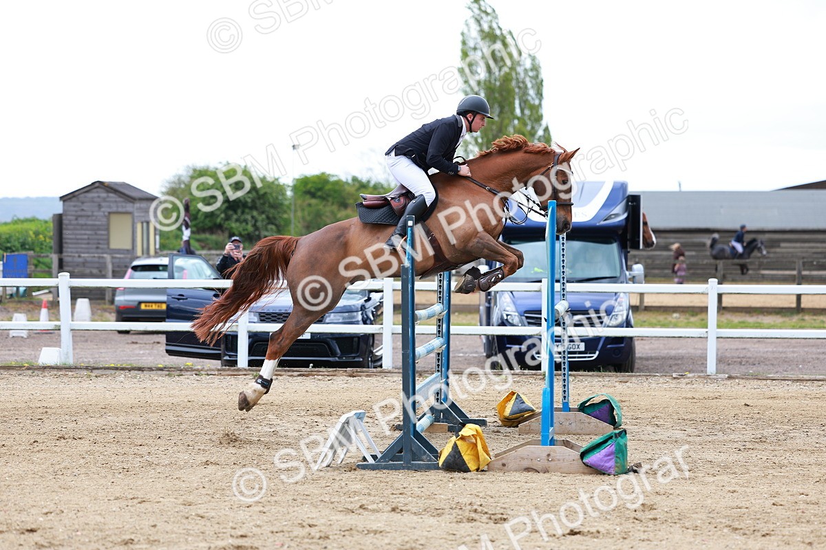 SBM_002620 - Class 11 - Senior Foxhunter - 1.20m
