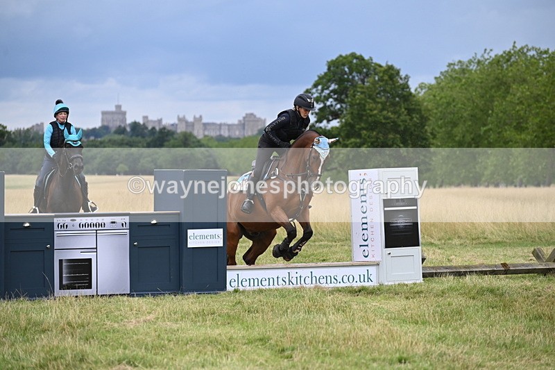 WJ6_3168 - Time at Jump 11:06 to 11:40