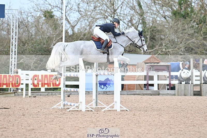 231208A-134416-00980 - Cls 6 Foxhunter & 1.20m Open