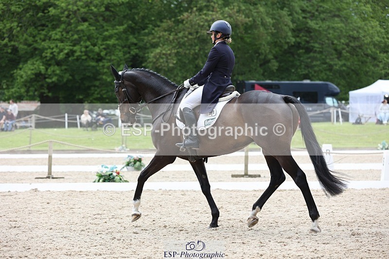 240524-160909-10067 - 370-STORM_IN_DECEMBER-Claire_Fielding