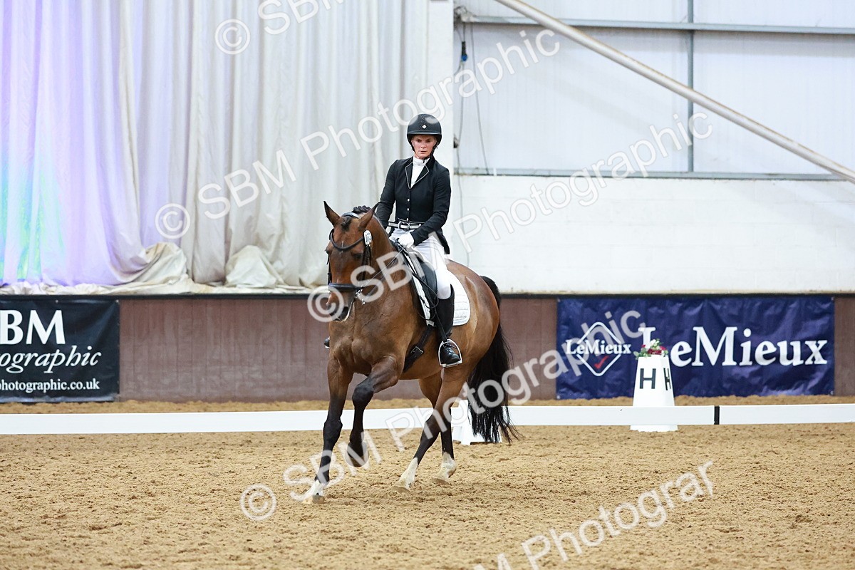 SBM_004363 - Class 12 - E2 Championship - 14.50-15.53
