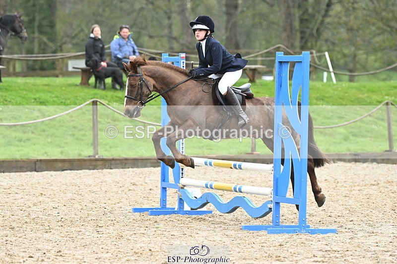 250418A-141117-01079 - UnAff 70cm