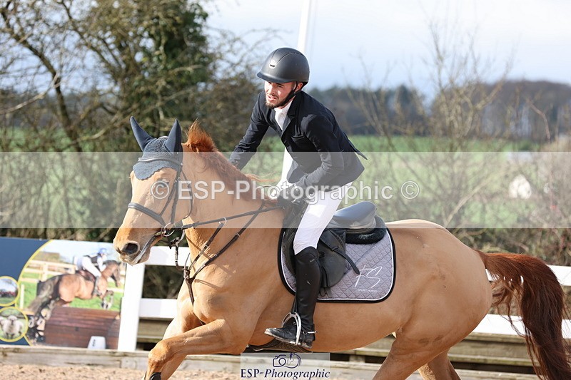 240223A-115422-00989 - Cls 4 Snr 1.05m Open