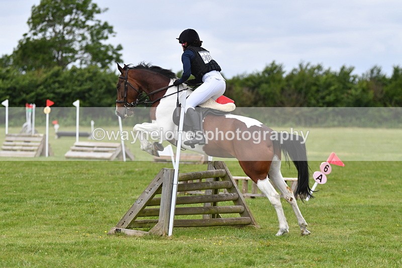 WJ5_3499 - Class 5 80cm Pairs