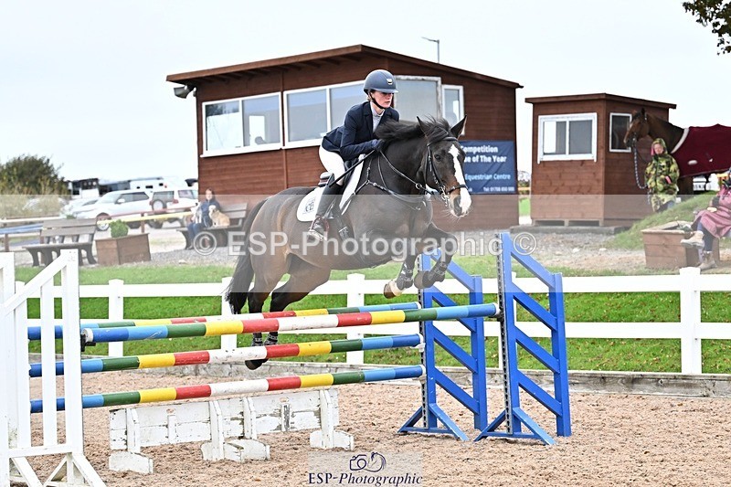 251015-135818-00681 - Cls 4 Newcomers and 1.10m Open