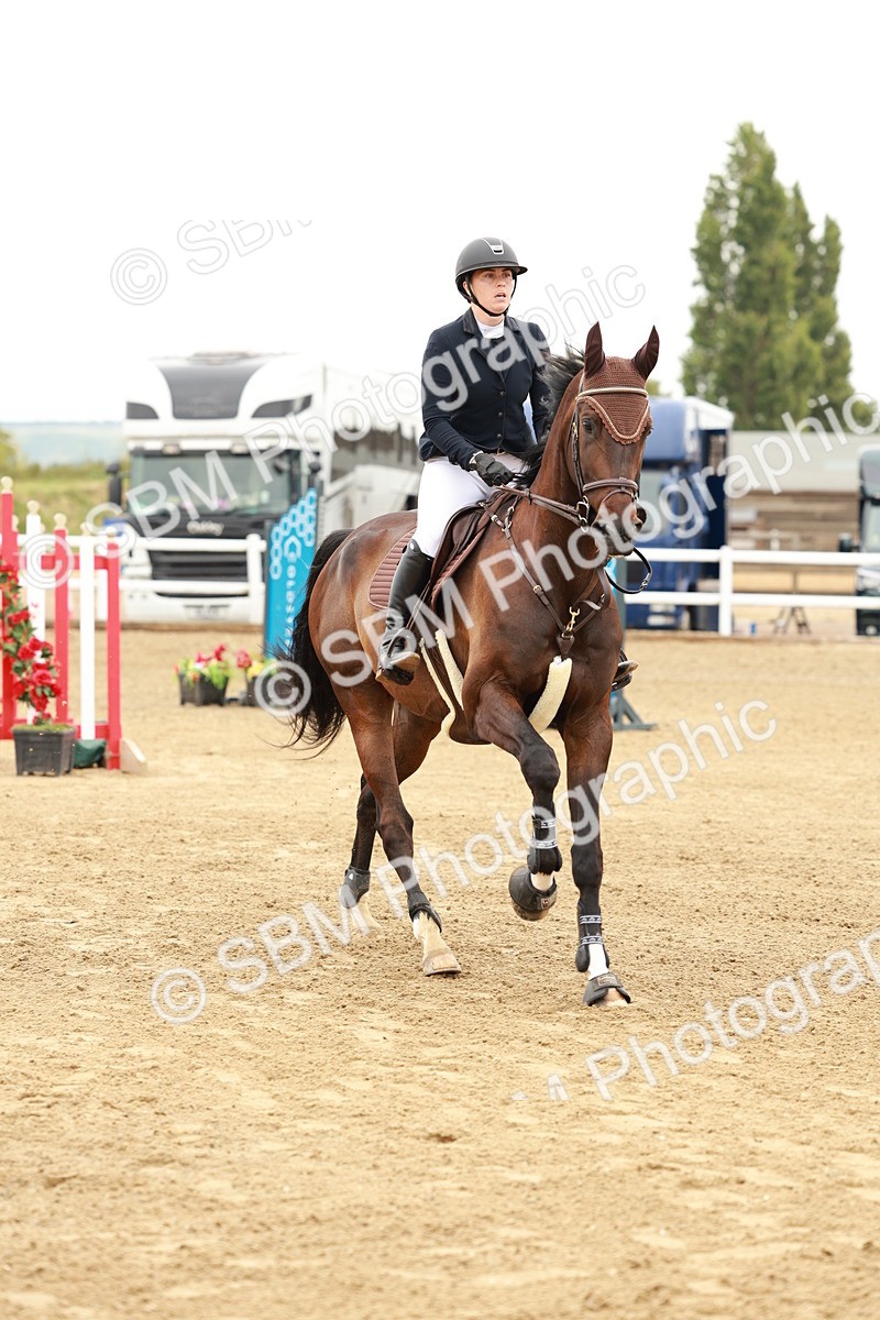 SBM_016600 - Class 20 - Senior Newcomers - 1.10m