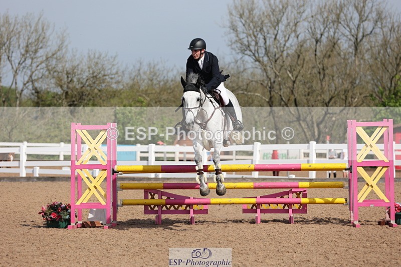 240510A-101848-05671 - Cls 14 Discovery and 1m Open