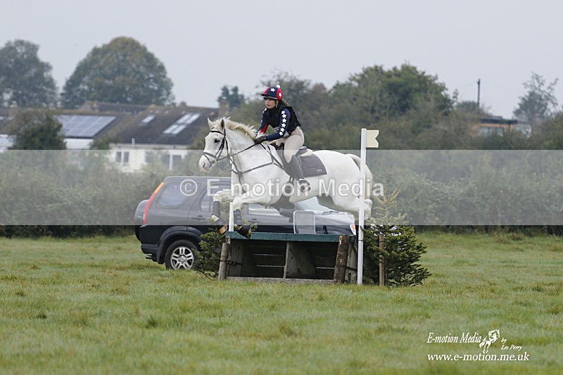 WWHT 171021 0586 - Novice Restricted (0.80m)  17/10/21