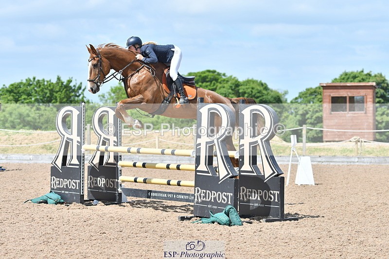 240609A-111719-04481 - Cls 17 Snr 1.05m Open