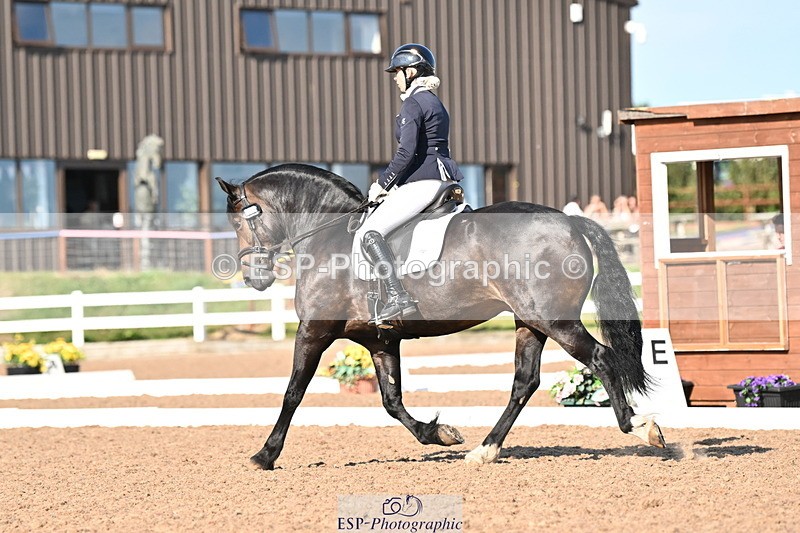 240816A-170354-06343 - 255-Victoria.Hunton-Maesmynach.Annwyl