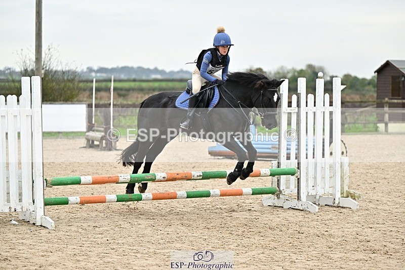 241110-142213-01101 - 60-65cm Arena Eventing