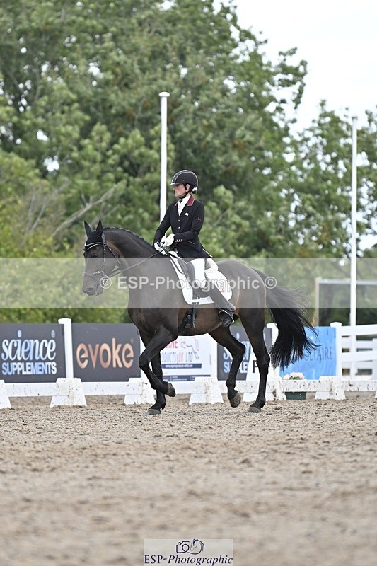 250907-140530-08624 - 100-Adele.RonchettiFamily.Affair