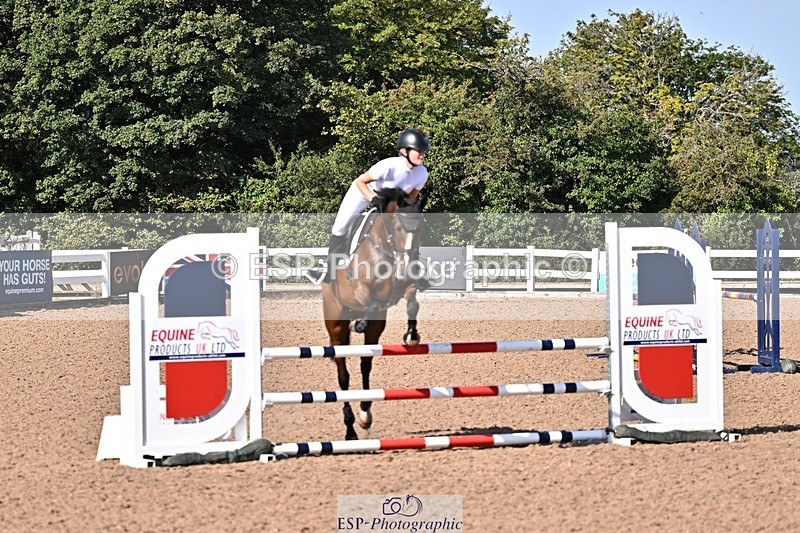 260812-095034-00113 - Cls 2 British Novice and 90cm