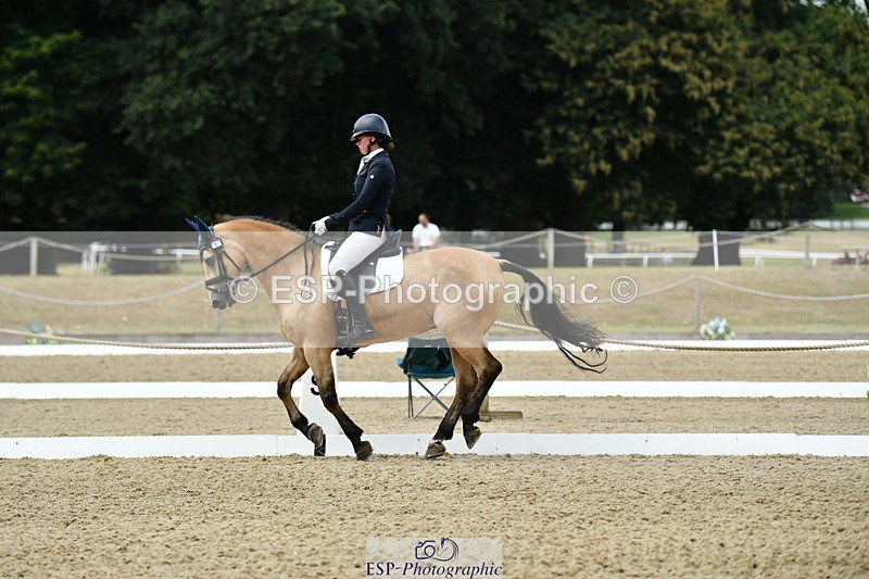 250718A-122921-01468 - 141-Chloe.Dunn-Towerhill.Shamie