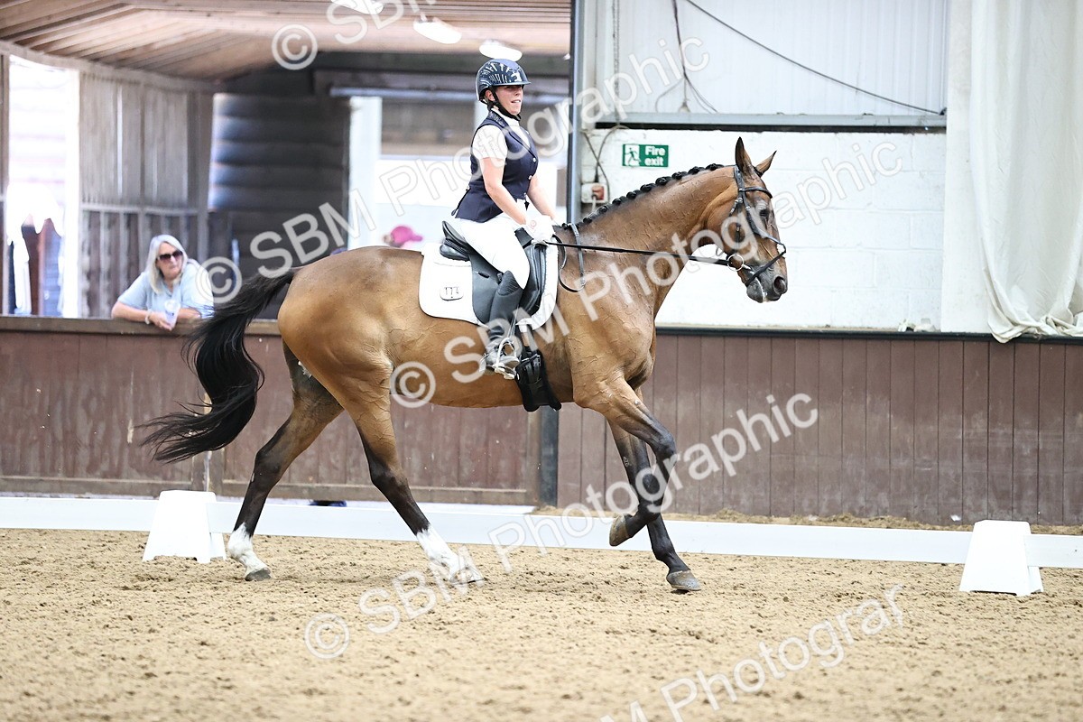 SBM_002020 - Novice 4 - 11.15-13.22
