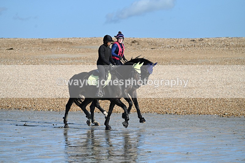 WJ7_3738 - Leigh Kelly & Jade Bennett 25-08-24