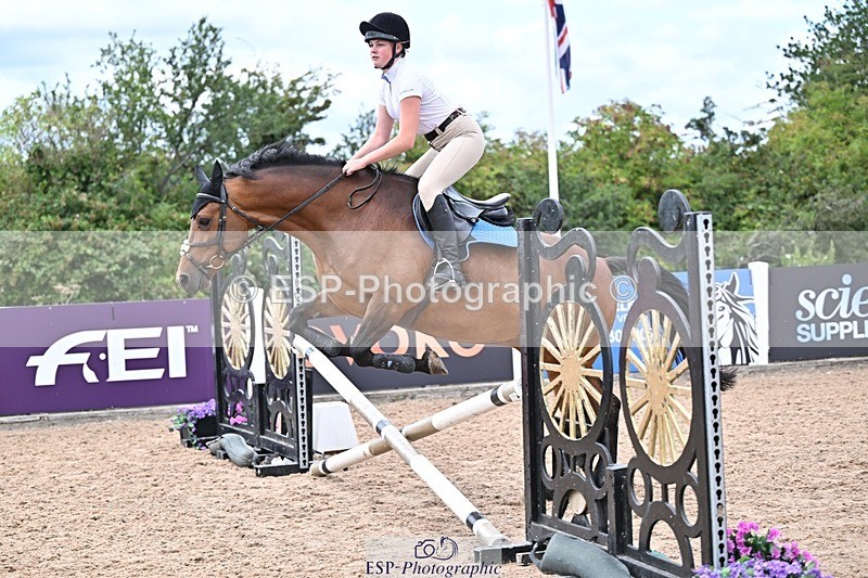 250729-150412-00071 - Clear Round and 60cm