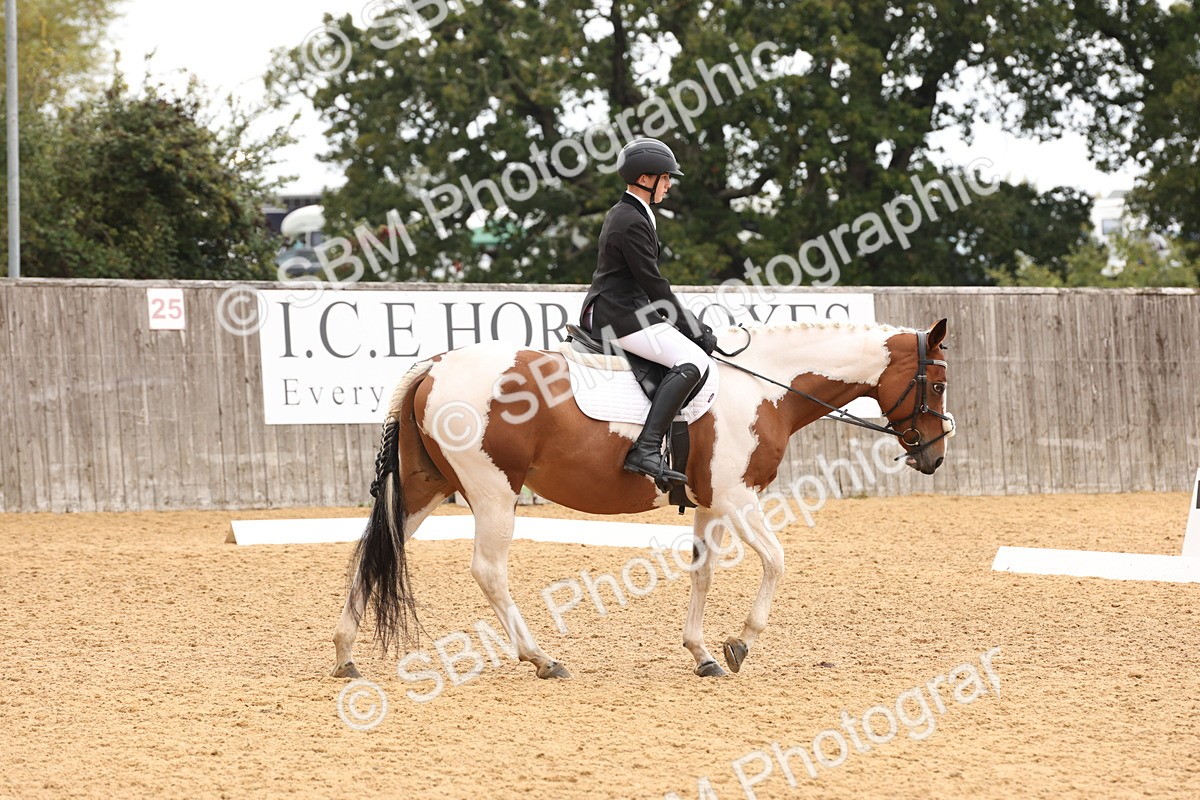 SBM_44047 - D6 - Small Tour Championship Intro 4