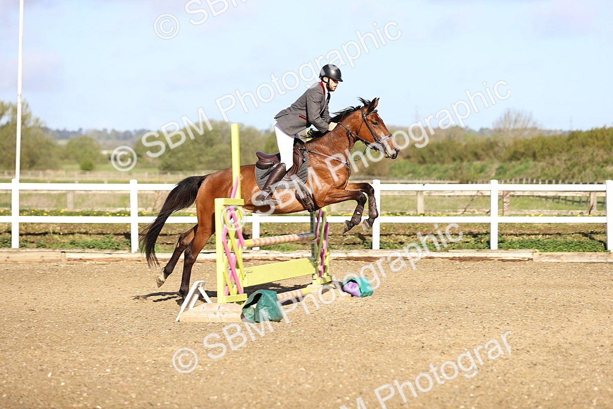 SBM_002854 - Class 14 - Clear Round