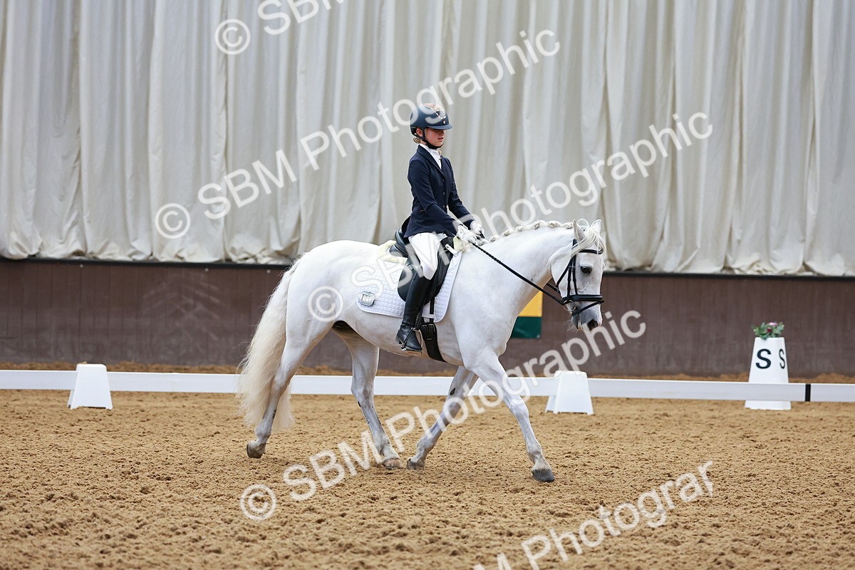 SBM_008936 - Prelim 5 - 8.30-9.47