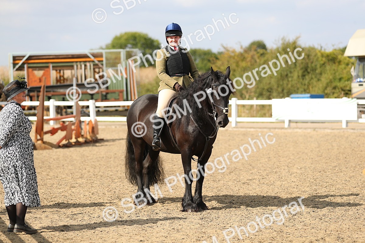 SBM_06858 - Class 49a Style & Performance 80cm (15-19)