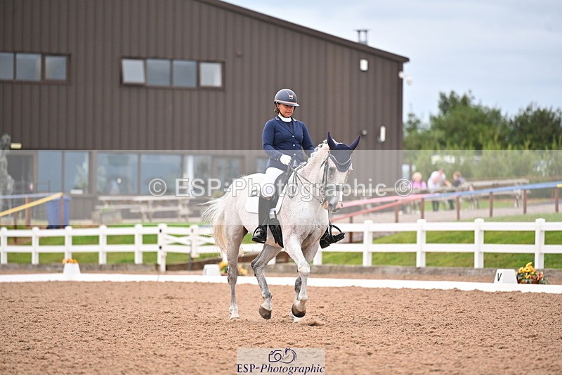 240817A-172843-10727 - 293-Layla.Ambersley-Broadbent-Galwaybay.Buddy