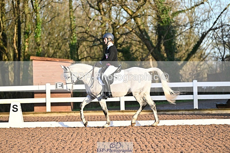 241214-092650-00940 - 141-Sophie.Hawke-RAINBOW.DREAM